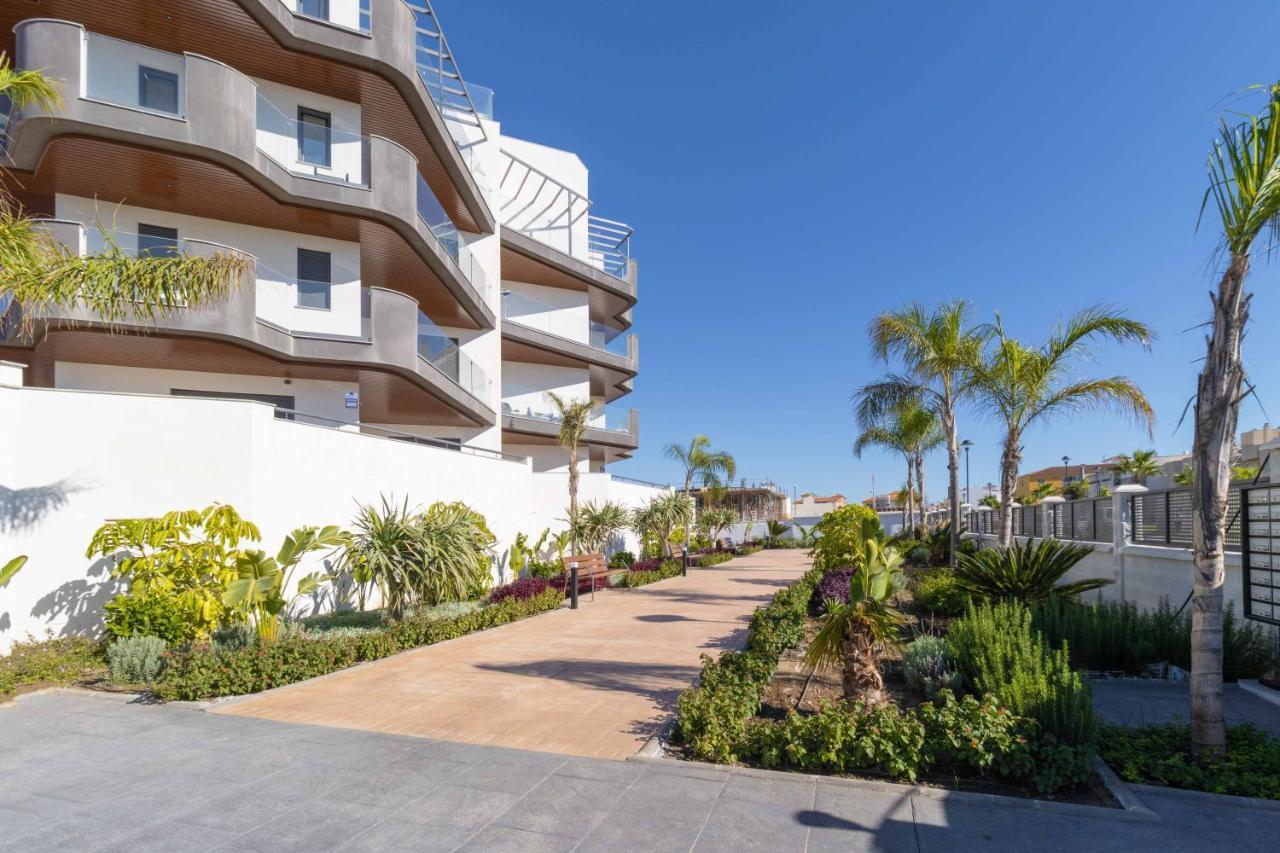 Marinsa Beach, 1 Bedroom With Seaview Torrox Exteriör bild